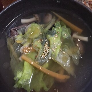 レタスときくらげの中華スープ
